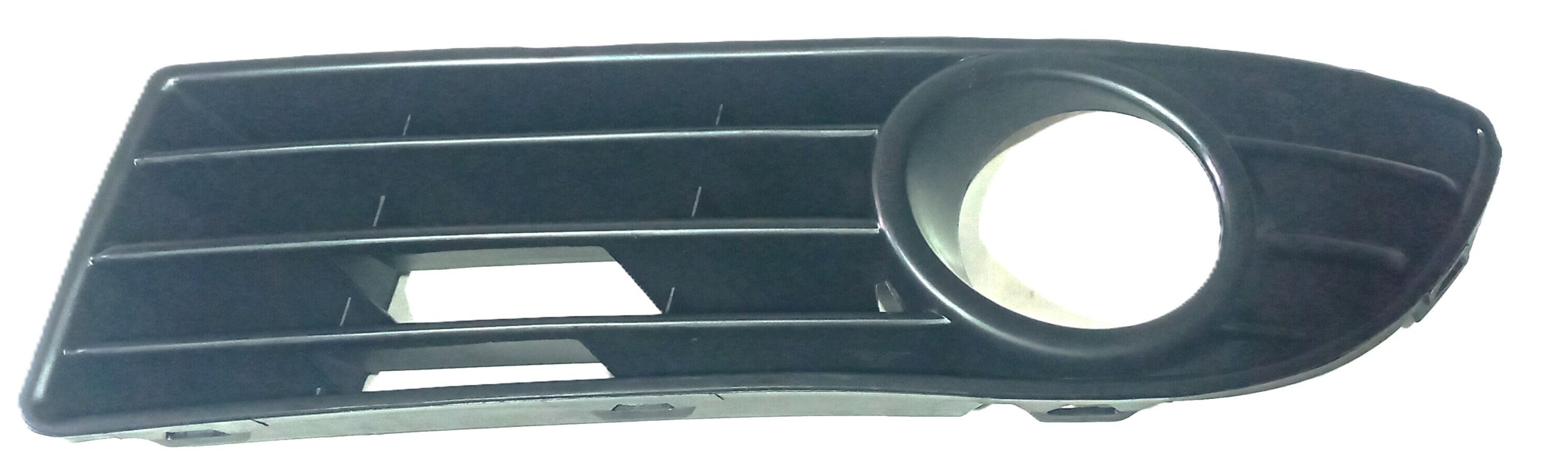 VW Polo 9n 2006-2009 Foglight Grille with opening for Foglight left Hand side Passenger Side New non-OEM 6Q0 853 666H