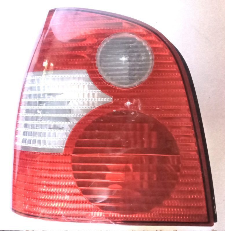 VW Tail Light Left hand side Passenger side used (2nd hand) OEM 62408